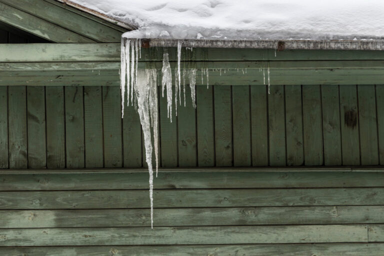 Best Ways To Safely And Effectively Melt Ice In Gutters
