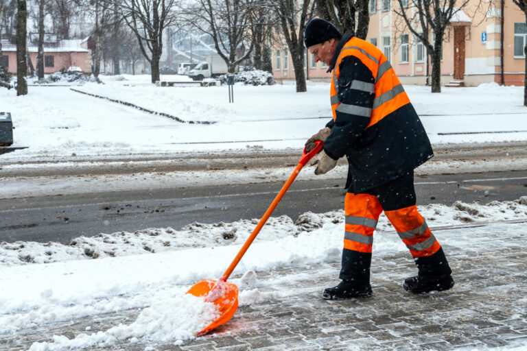 Poor-choice-of-ice-melt-increases-your-condo-repair-cost