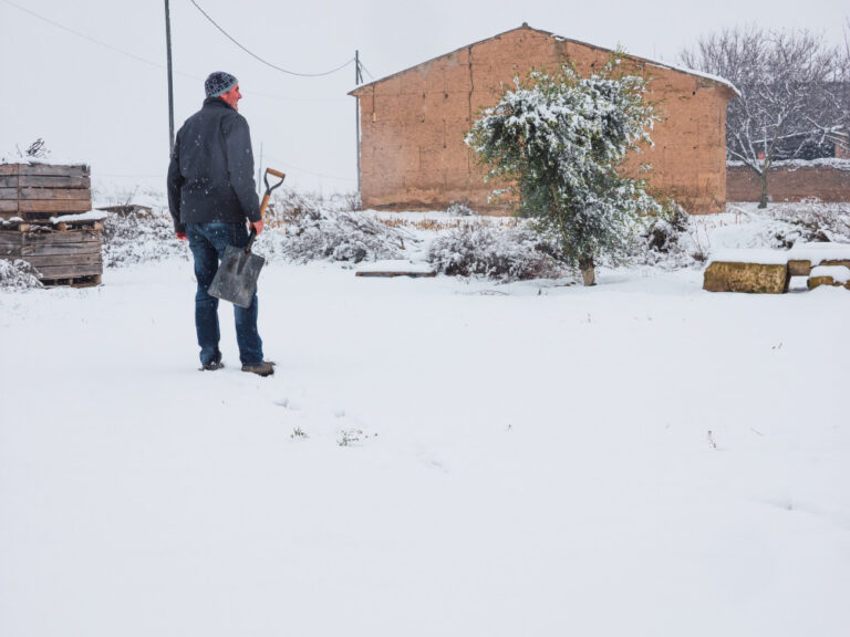 Residential And Commercial Ice Melt Key Differences