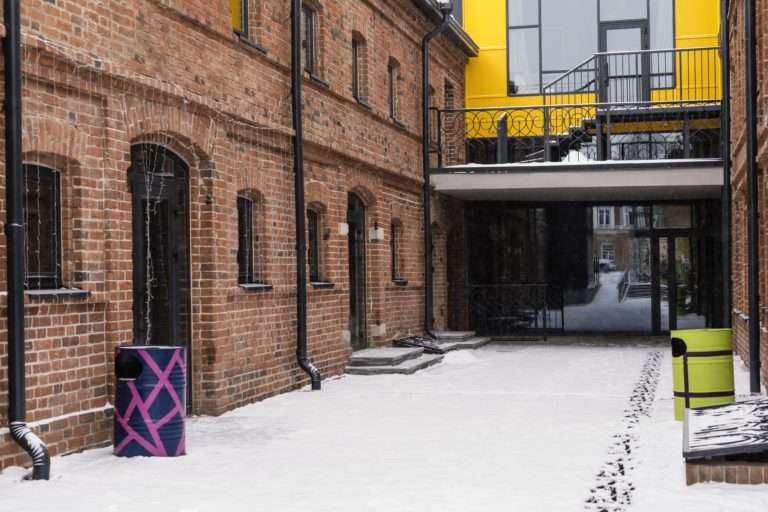 How Much Does A Concrete Driveway Cost In 2022