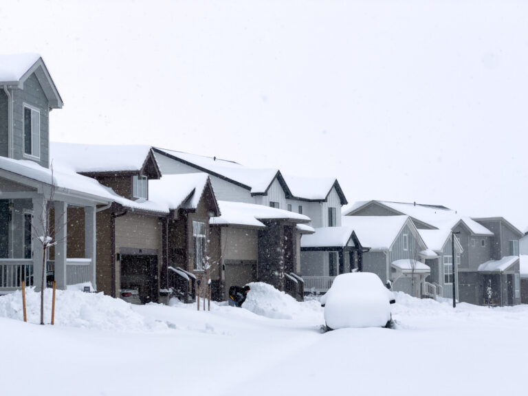 Choose-The-Best-Ice-Melt-For-Community-Centres-Essential-Guide