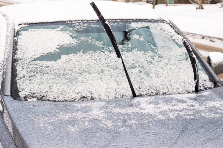 5-Tools-To-Melt-Ice-Off-Your-Windshield