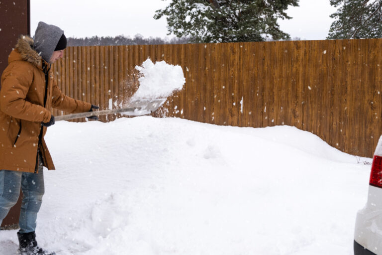 Purple Heat Ice Melter Vs Safe Thaw A Comprehensive Look At Eco-Friendly Ice Melting Solutions