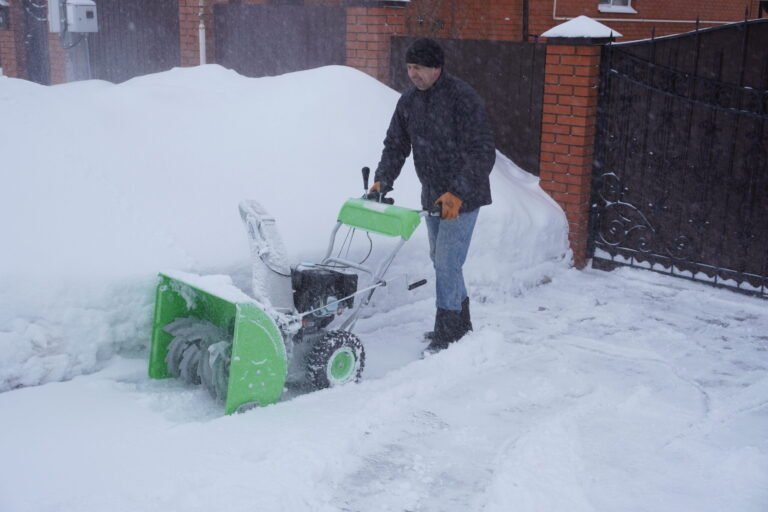 The Role of Salt in Ice Melting and Safe Thaw's Advantage