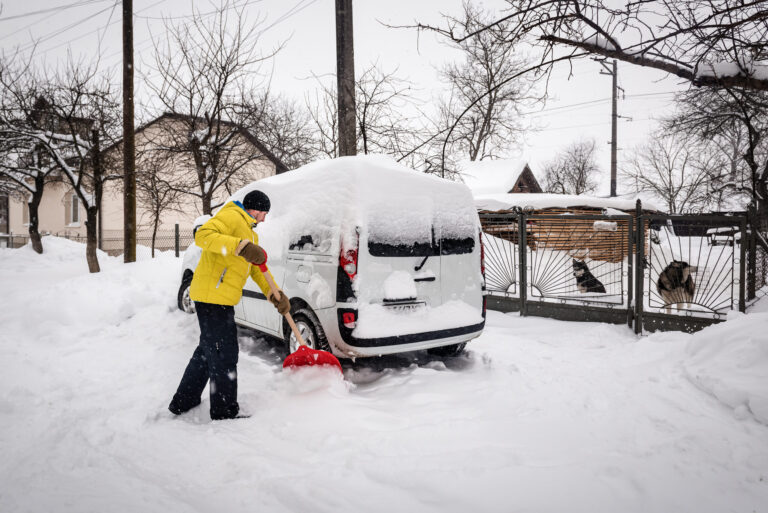 Home-Maintenance-The-Real-Cost-Of-Sealcoating-Your-Driveway