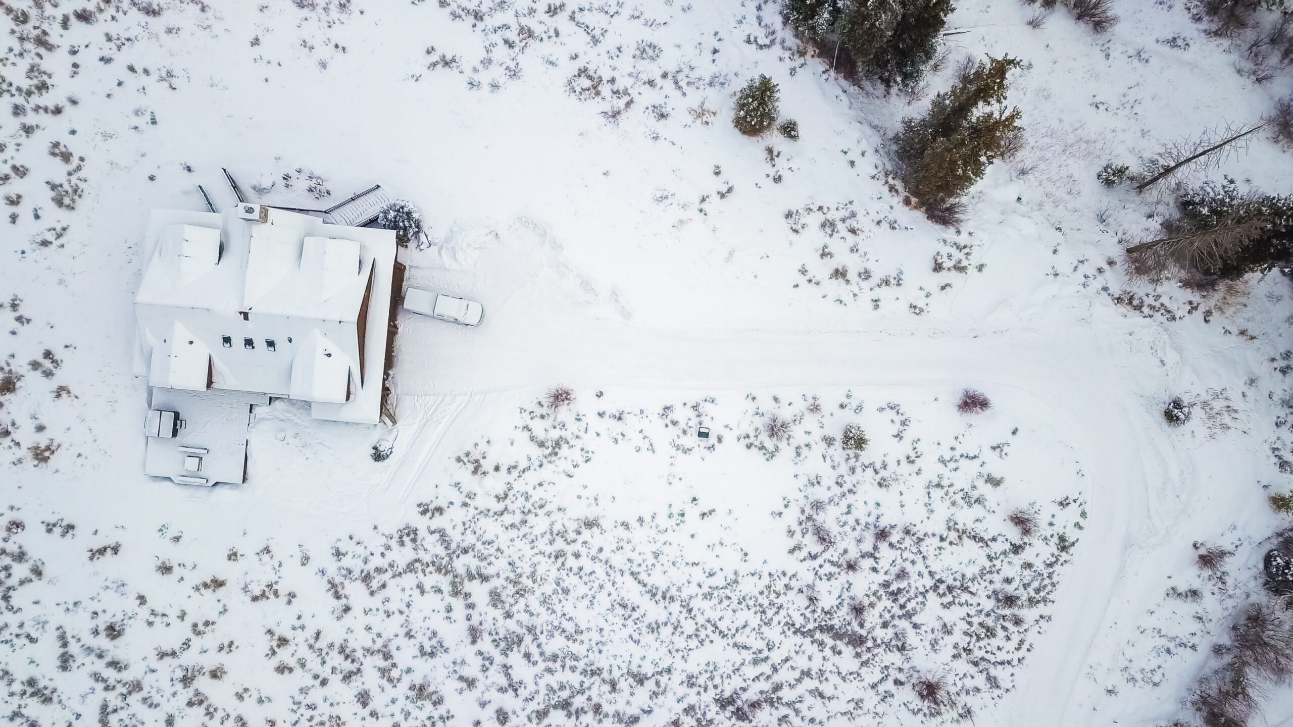 Icy Gutter Troubles? Here's How To Melt That Stubborn Ice.