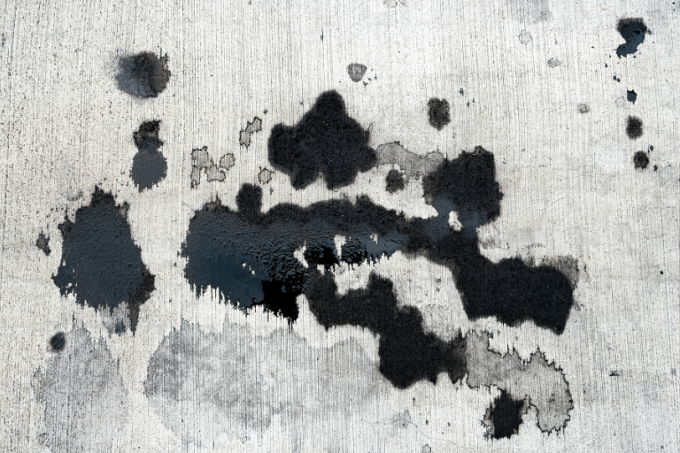 7 Home Remedies To Tackle Driveway Oil Stains
