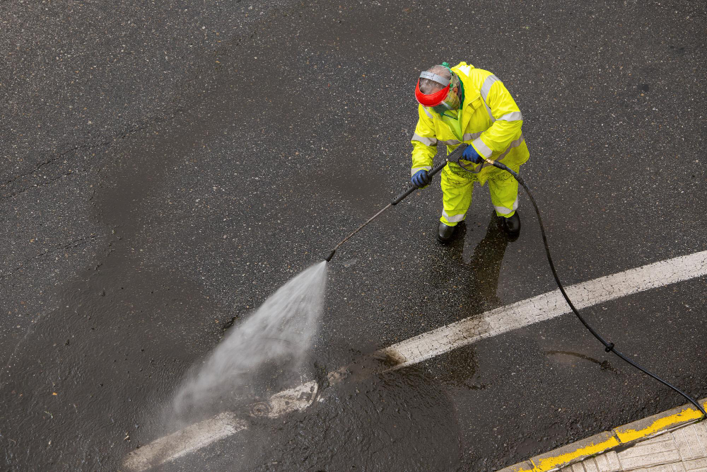 How To Remove Oil Stains On Concrete Asap