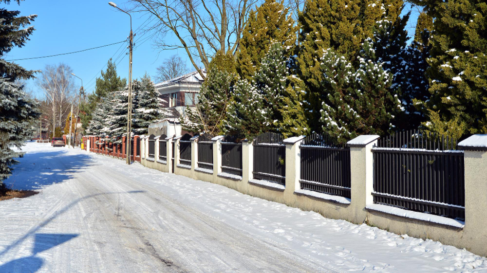 Cement Vs. Asphalt Driveways Pros And Cons For Homeowners